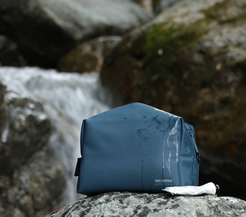 HYDRO DOPP KIT